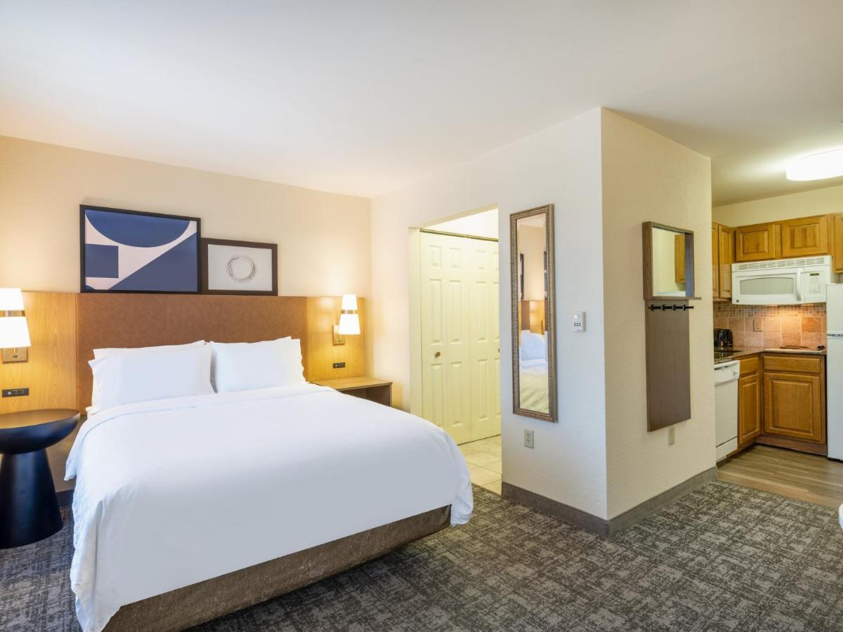 Staybridge Suites Milwaukee Airport South By Ihg Franklin  Exterior photo