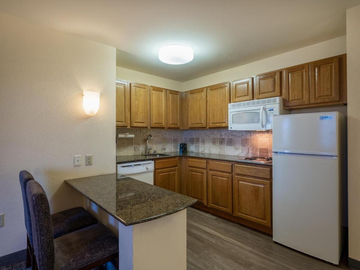 Staybridge Suites Milwaukee Airport South By Ihg Franklin  Exterior photo