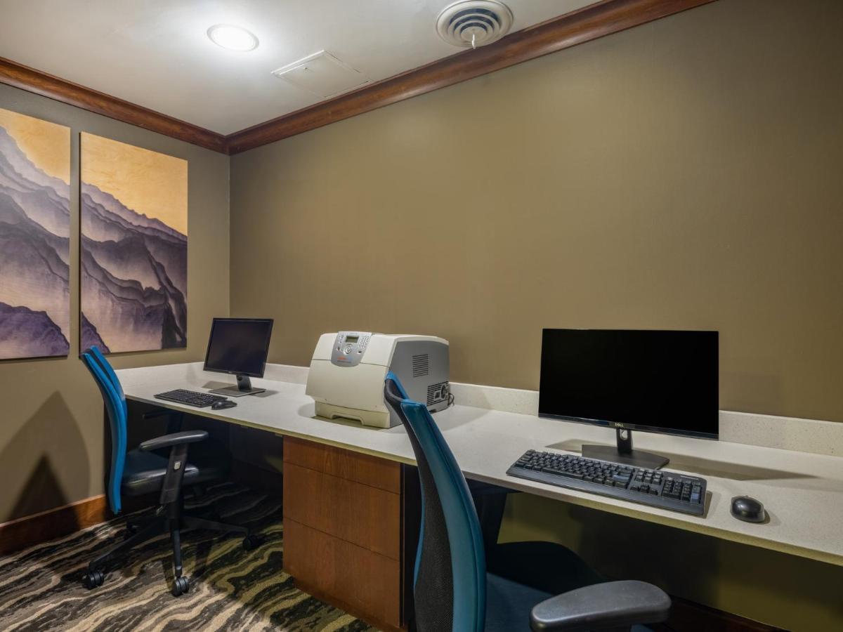 Staybridge Suites Milwaukee Airport South By Ihg Franklin  Exterior photo